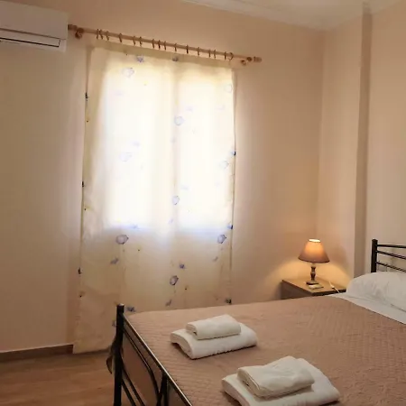 Nea Chora Beach شقة خانيا