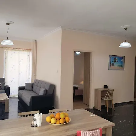 Nea Chora Beach * خانيا